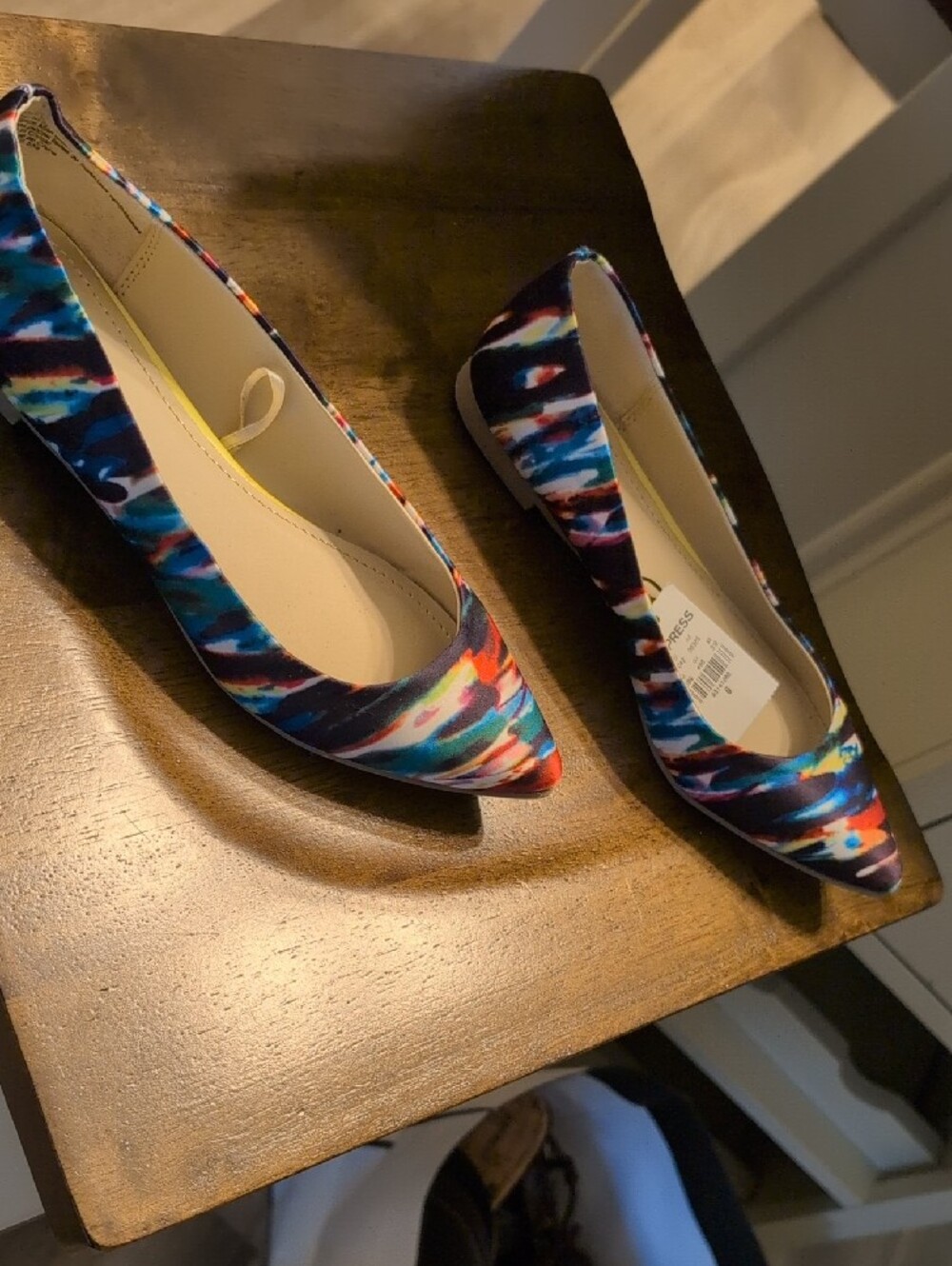 Express Multicolor Abstract Print Pointed-Toe Flats - Picture 3 of 5